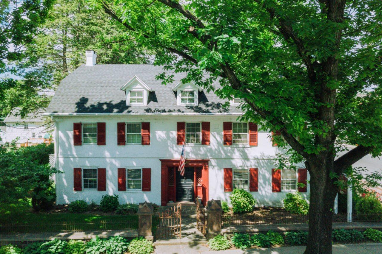 Bed & Breakfast 1777 Americana & Lancaster Brewery Ephrata